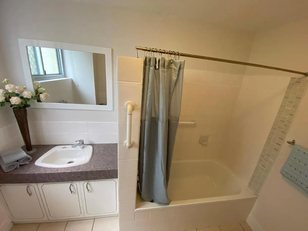 Aqua On Bribie 100 Metres To Beach And Shops Bongaree Apartment